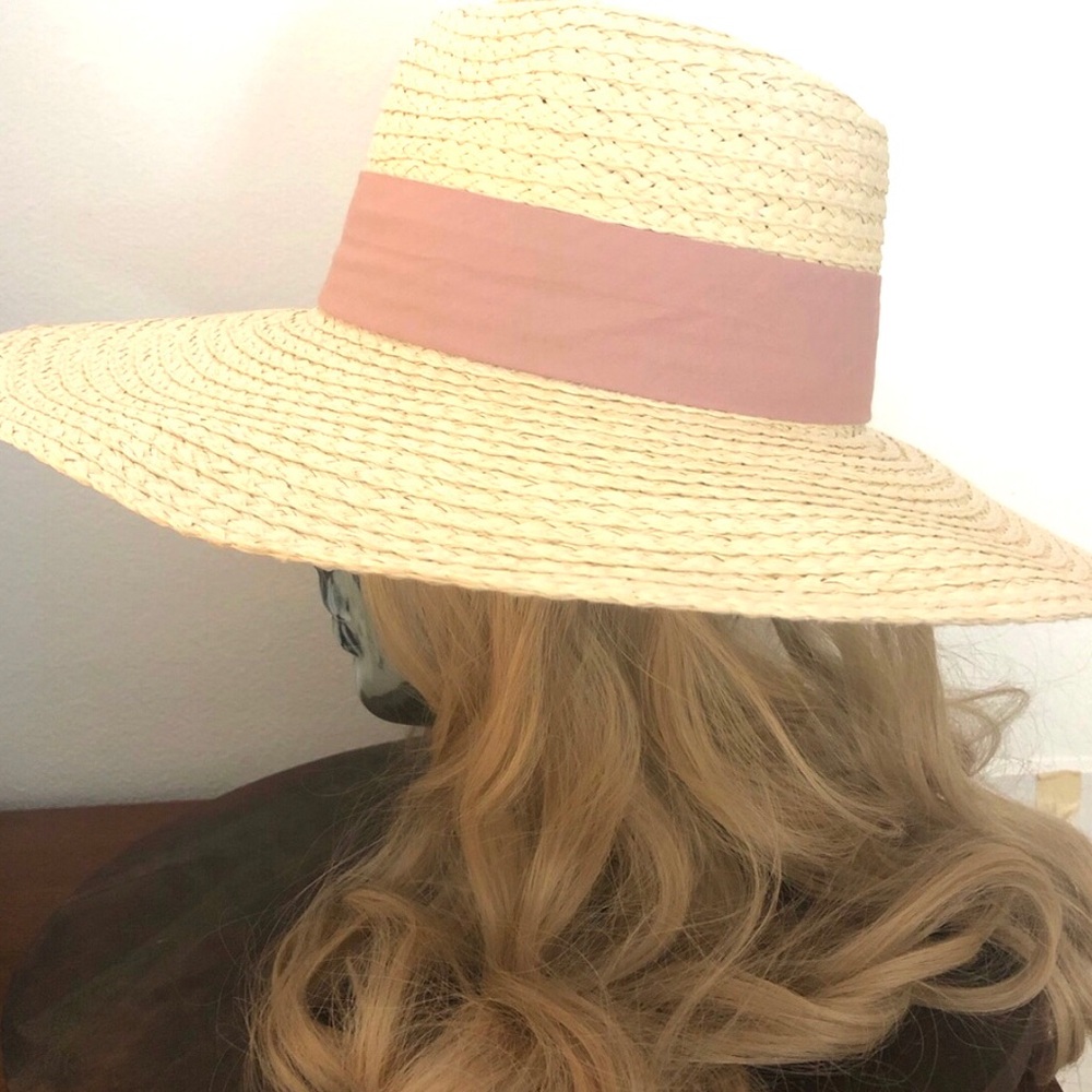 NWOT Lauren Conrad Straw wide brim fedora hat
